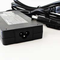 Original FSP 220W Netzteil FSP220-ABAN1 FSP220-ABAN2 Ladegerät 19V 11.57A